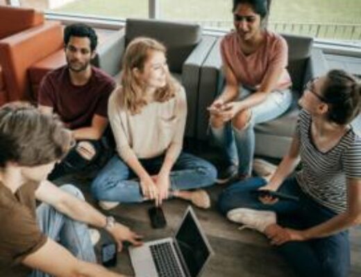 Apprendre à prendre sa place en stage
